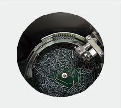 振(zhèn)動盤采用(yòng)日本產機技術 振動盤采用日本產機技(jì)術(shù)